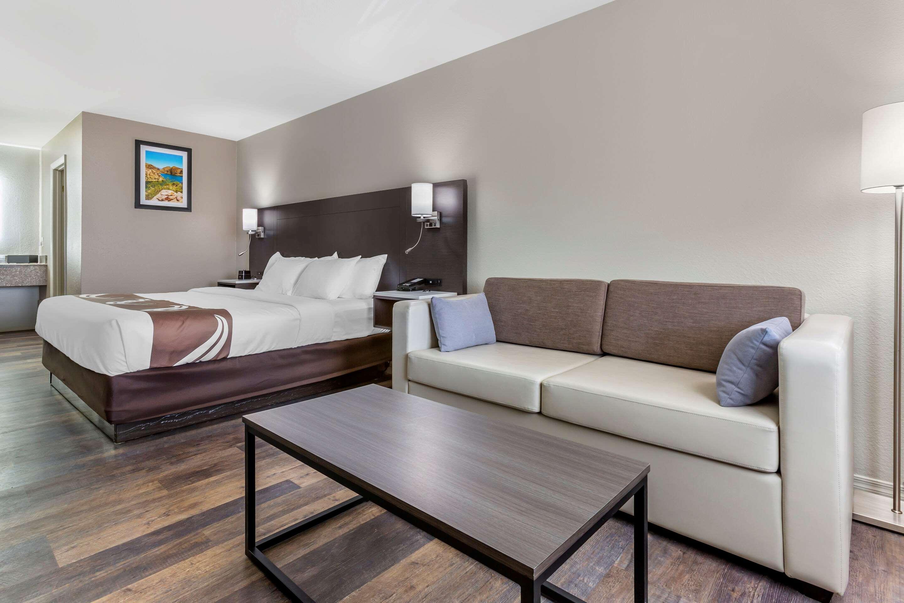 Quality Inn Шоу-Лоу Экстерьер фото