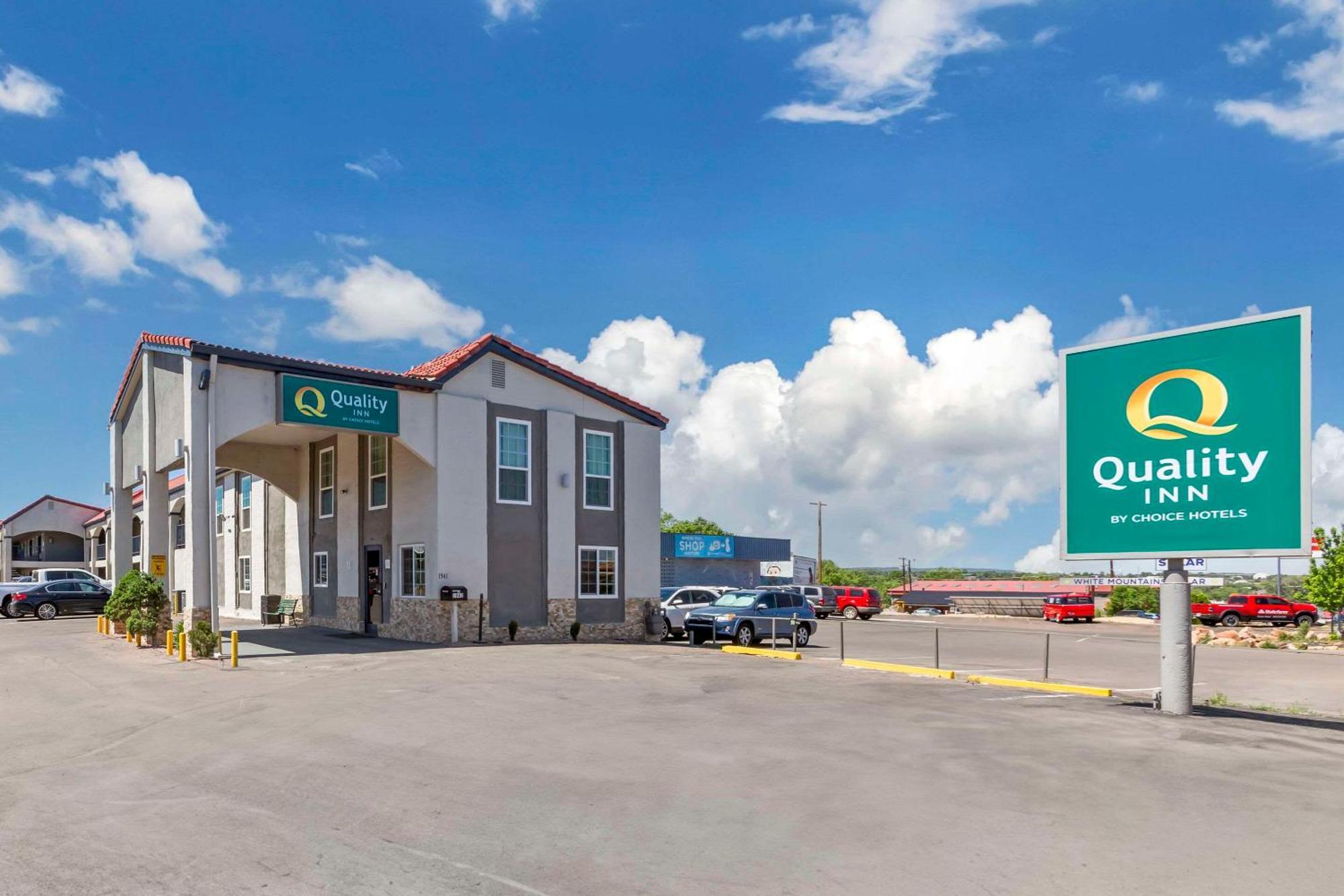 Quality Inn Шоу-Лоу Экстерьер фото